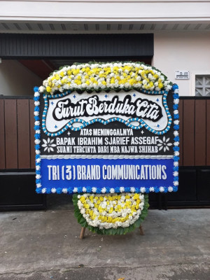 Papan Bunga Duka di Dempio Makmur